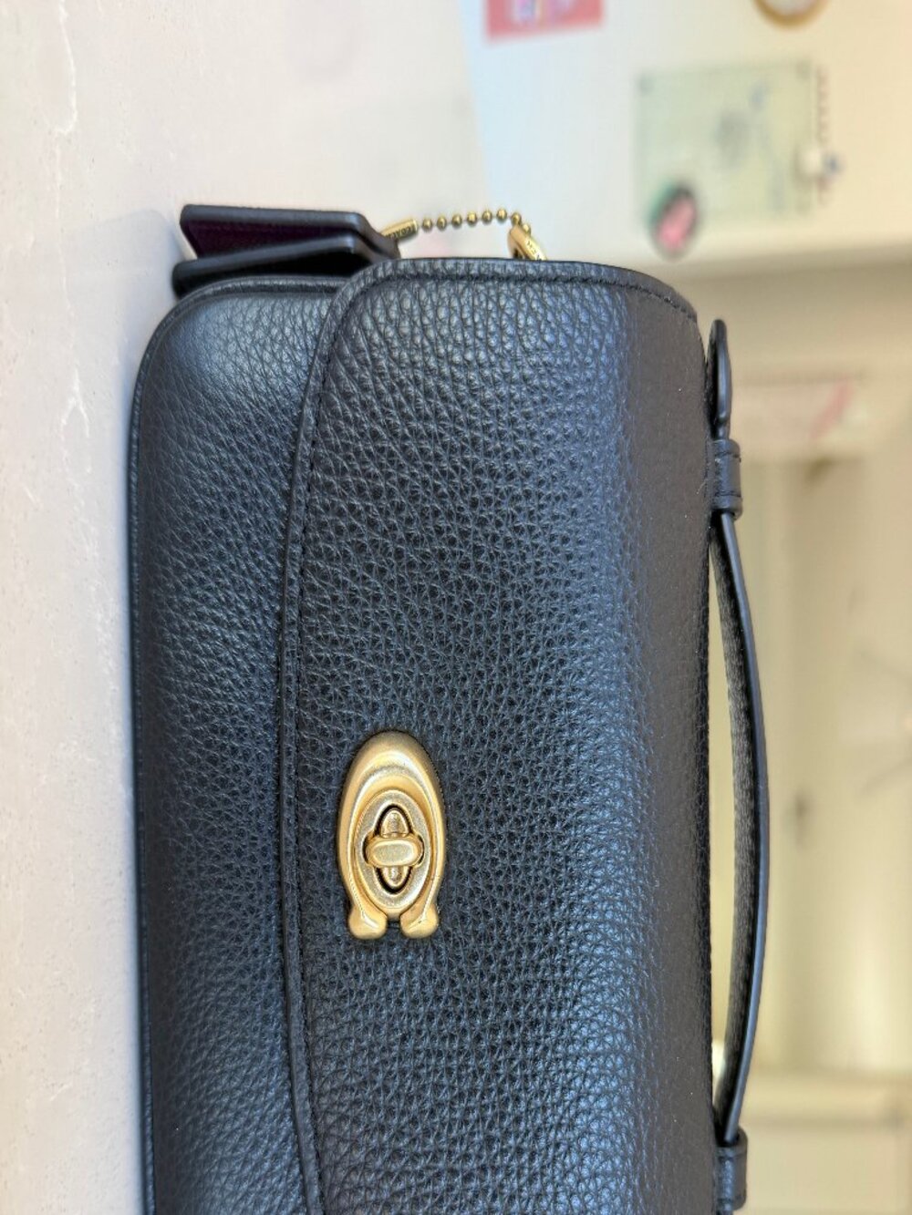 Auth Coach Cassie 17 Mini Crossbody Bag Black Pebbled Leather Strap Chain